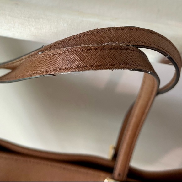 Michael Kors | Quinn Large East-West Tote Bag - Picture 10 of 15